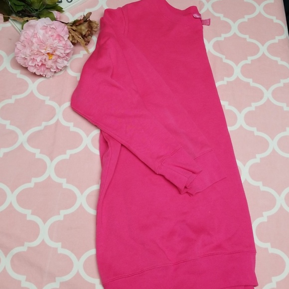 Woman Within Haul - Picture 5 of 7